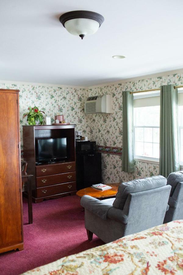 Inn At Iron Masters Lakeville 외부 사진